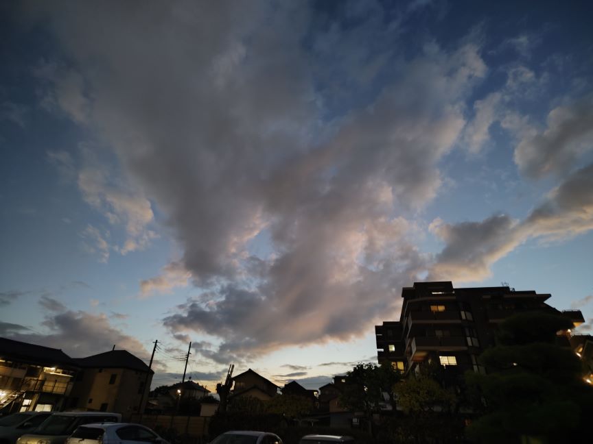 台風一過の夕日